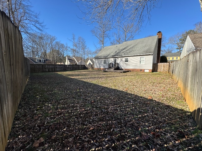 Photo - 135 Suffolk Dr