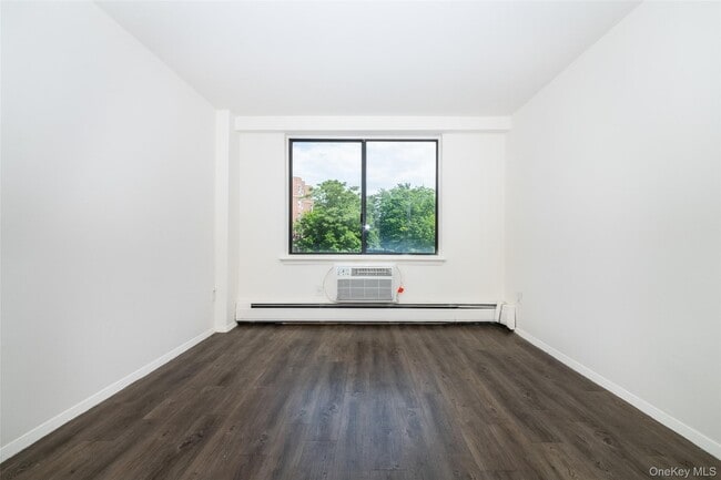 Photo - 7 Lake St Unit 5-K