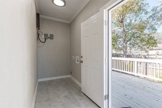 Photo - 4302 Avenue R 1/2