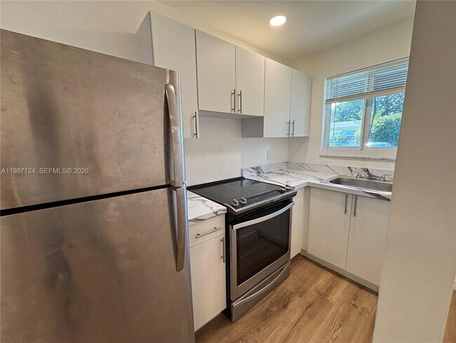 Photo - 2308 Jackson St Unit 3