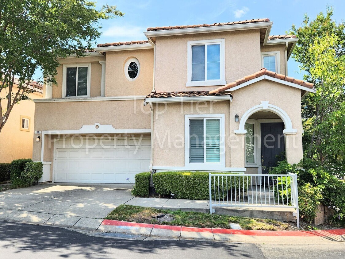 Stunning Newly Remodeled 4 bed / 2.5 bath ... - Stunning Newly Remodeled 4 bed / 2.5 bath ...