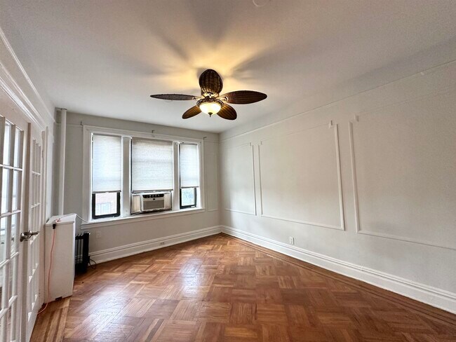 Photo - 76 Romaine Ave Unidad 3 (2F)