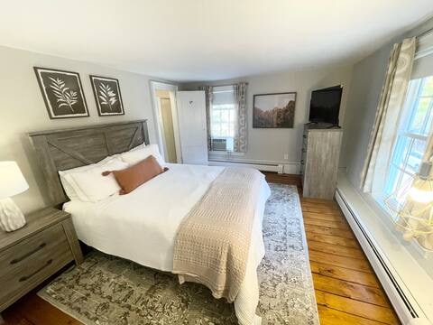 Photo - 259 Main St S