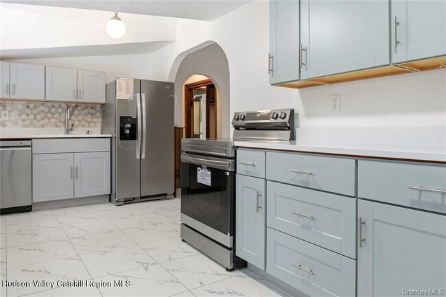 Photo - 378 Broadway