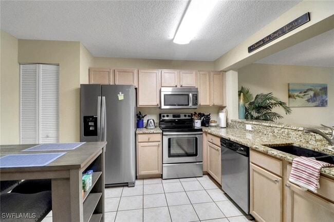 Building Photo - 9901 Sunset Cove Ln Unit 226 Rental