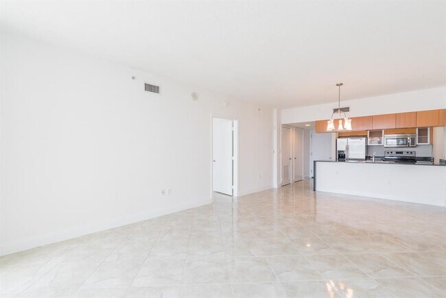 Photo - 1750 N Bayshore Dr Unit 3602