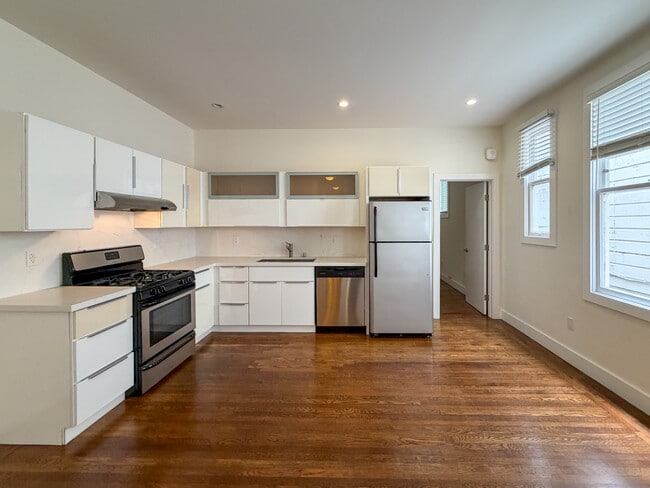 Photo - 3665a 20th St
