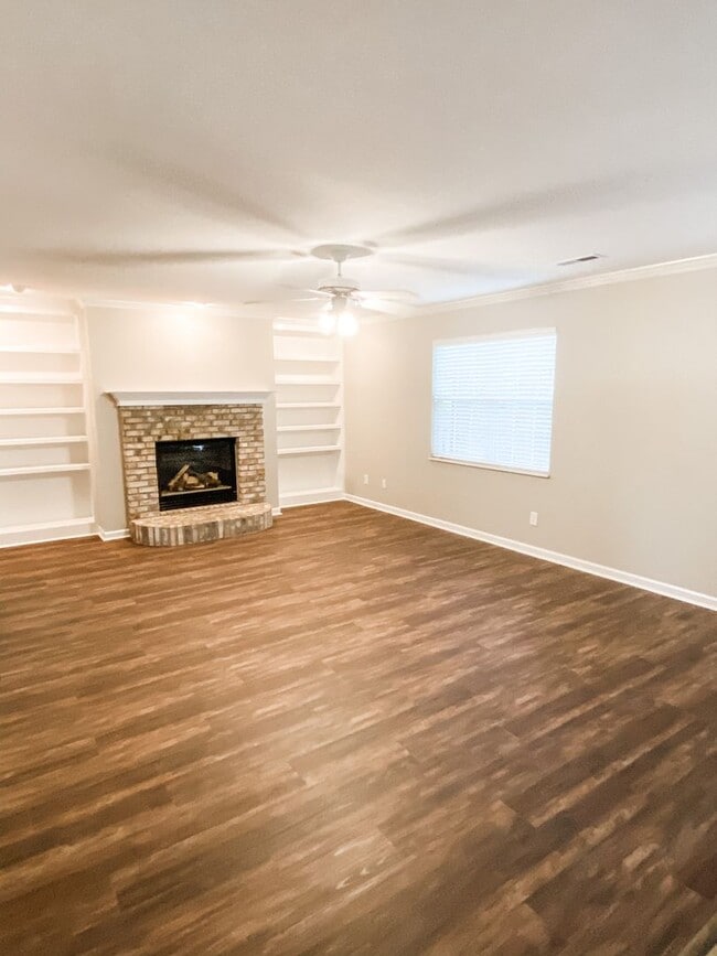 Photo - Beautifully updated 4 Bedroom/2.5 Bath Executive Rental in Farragut!