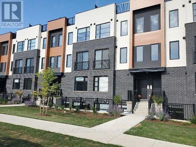 Photo - 3900 Savoy St
