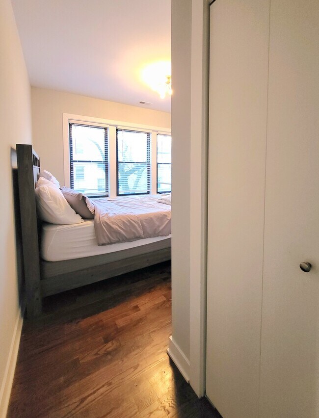 Photo - 1201 W Addison St Unidad 3