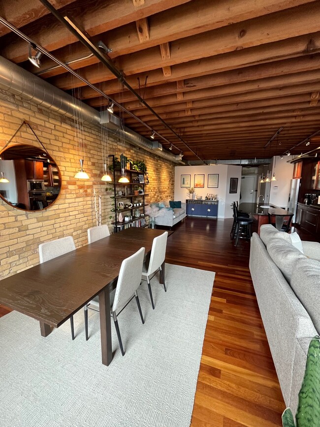 Photo - 708 N 1st St Unidad 223