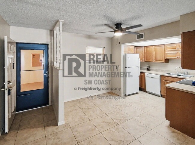 Photo - 12471 McGregor Blvd Unit 10 1