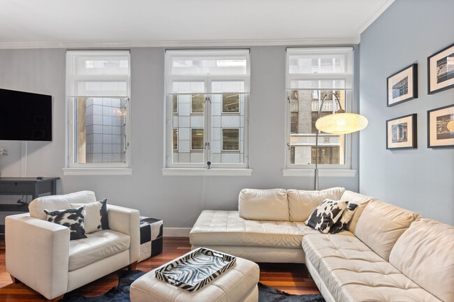 Photo - 201 Sansome St