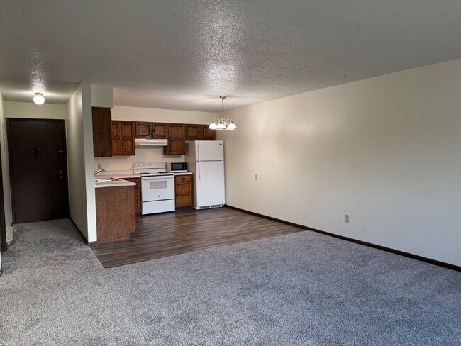 Photo - Spacious 2-Bed, 1-Bath Apartment Just 15 Minutes from Fargo Unit 2