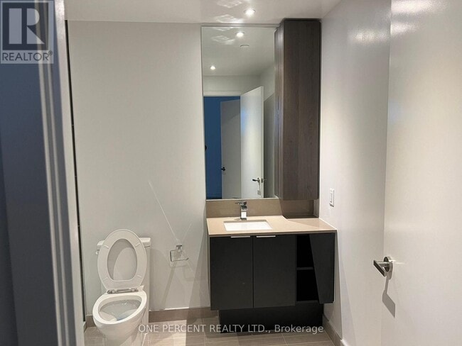 Photo - 3900 Confederation Pkwy Unit 204