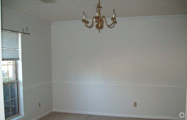 Building Photo - Home For Rent