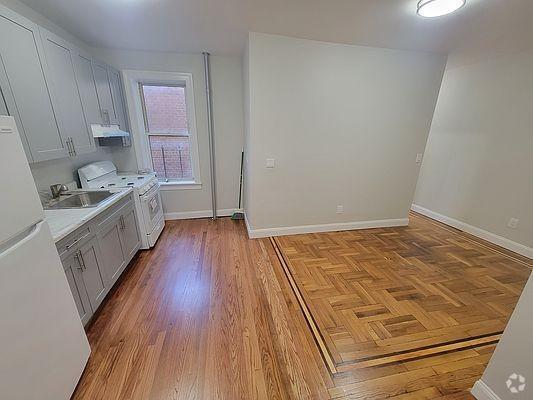 Building Photo - 2 bedroom in BRONX NY 10466 Unit 2B Rental