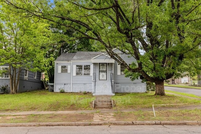 Photo - 1001 Valley Rd Pl