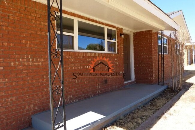 Photo - Cute 3 bedroom 2 bath brick home.