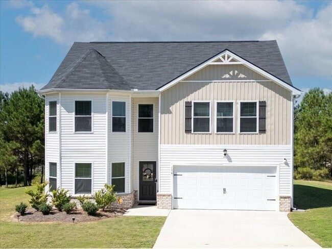 Photo - 174 Goodall Woods Dr