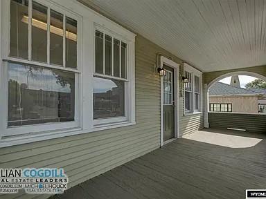 Photo - 1112 E 2nd St