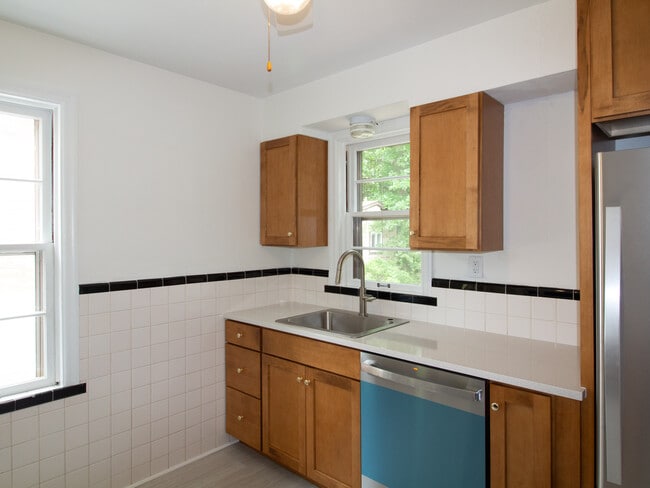 Photo - 340 Calvert Ave