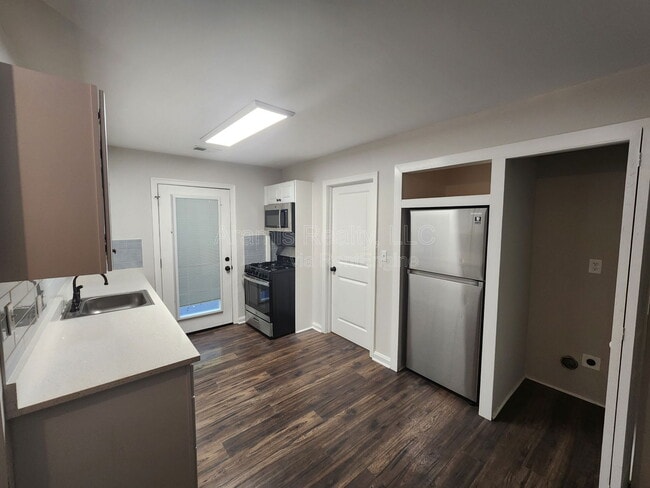 Photo - 2992 Palm Dr