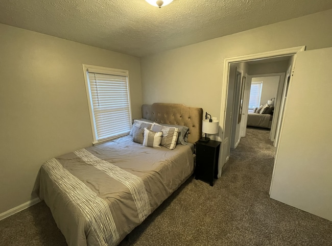 Photo - 627 N 41st St Unit 1