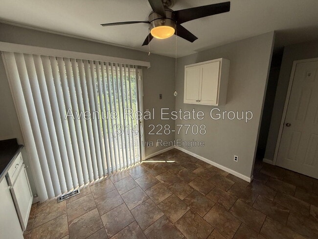 Photo - 733 Jares Ct