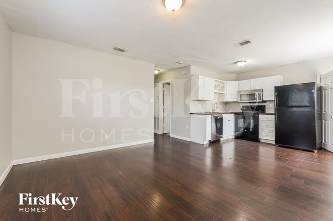 Photo - 7706 Aviano Ave