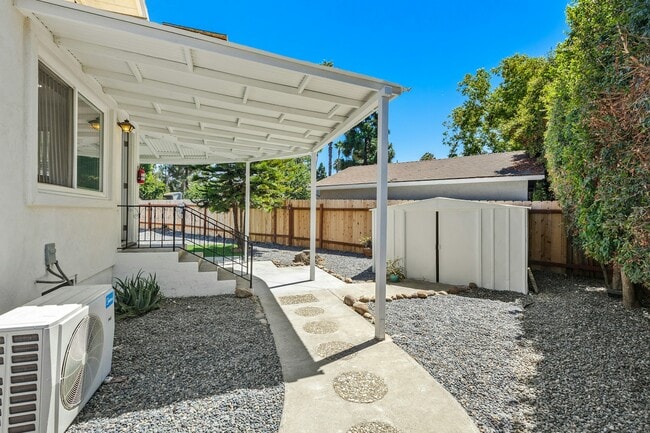 Photo - 5590 Shasta Ln