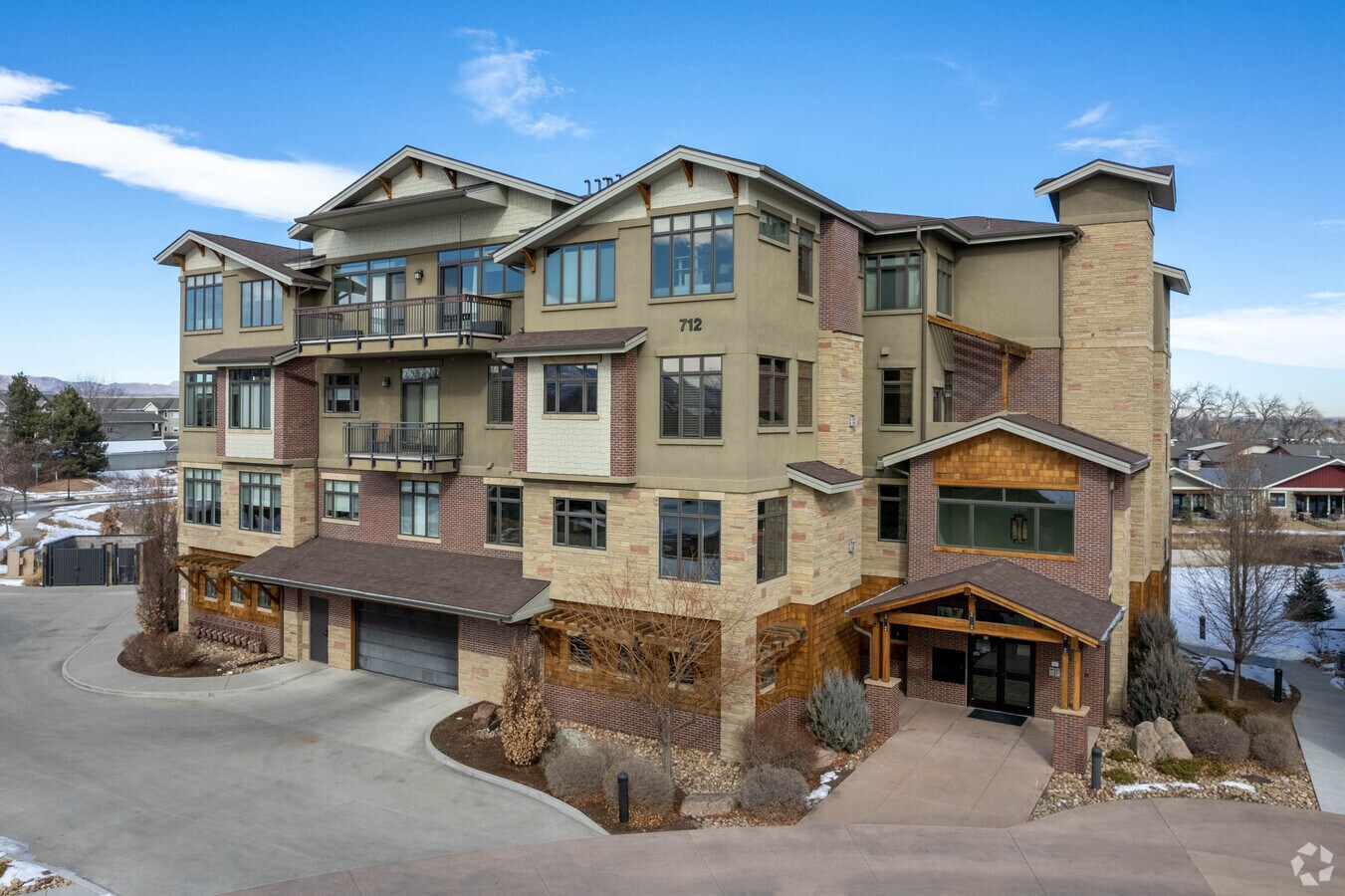 Photo - Arrowhead Centre Condos