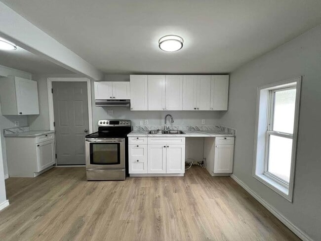 Photo - 10 Ingram St