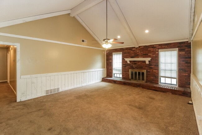 Photo - 6708 Henredon Dr