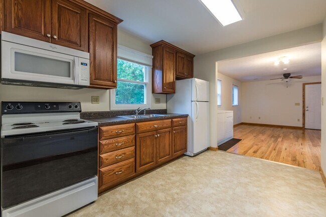 Photo - 119 N Jefferson St