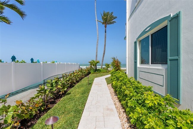 Photo - 2011 Gulf Shore Blvd N Unidad #45