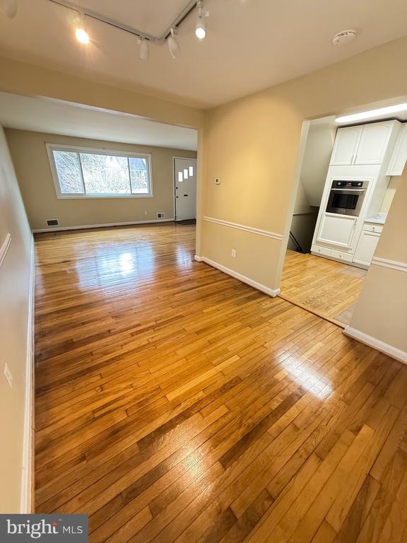 Photo - 11212 Dewey Rd