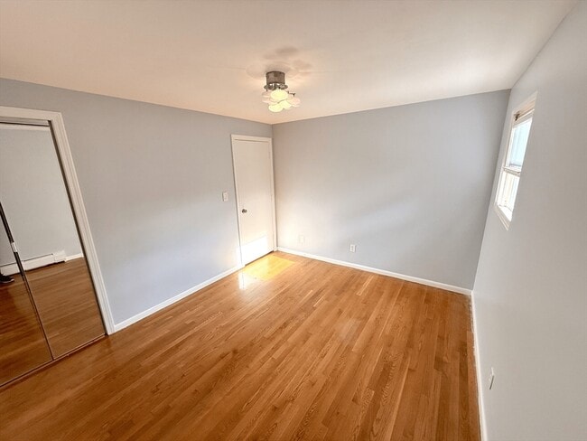 Photo - 28 College Farm Rd Unit 2