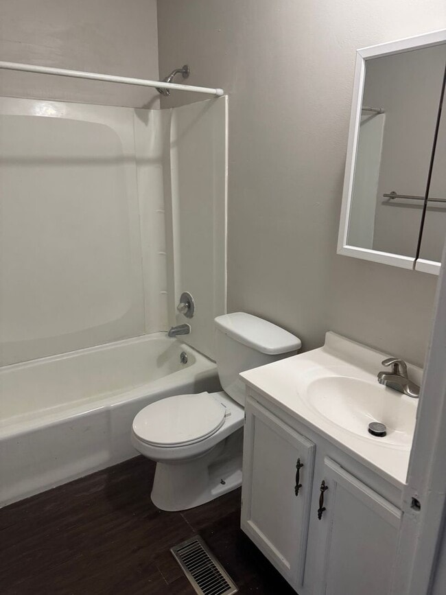 Photo - 927/929 Herold Avenue Unit 927