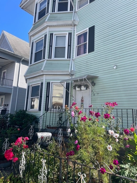 Photo - 210 Whitman St Unit 2