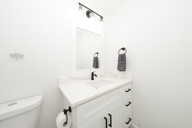 Photo - 4011 King St