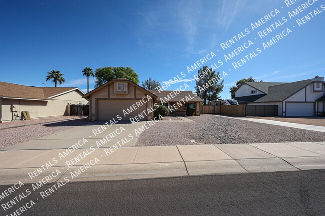 Photo - 4583 W Elgin St