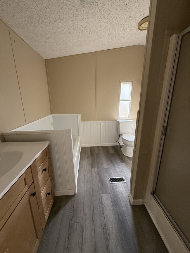 Photo - 738 Old Clemson Hwy