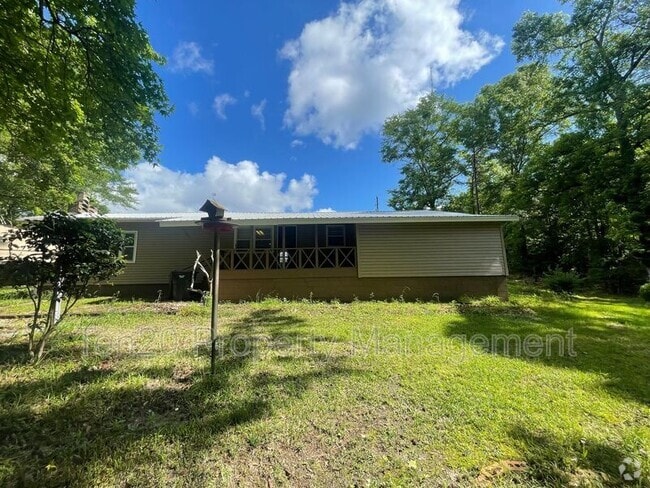 Building Photo - 31 Pine Ridge Trail Rental