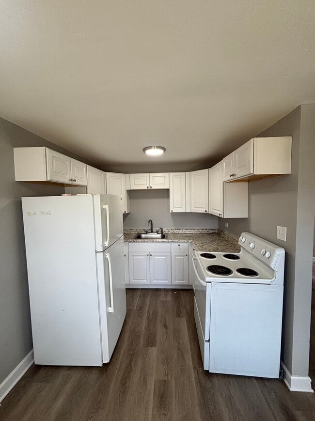 2109-2123 W 119th St Unit 2113-5