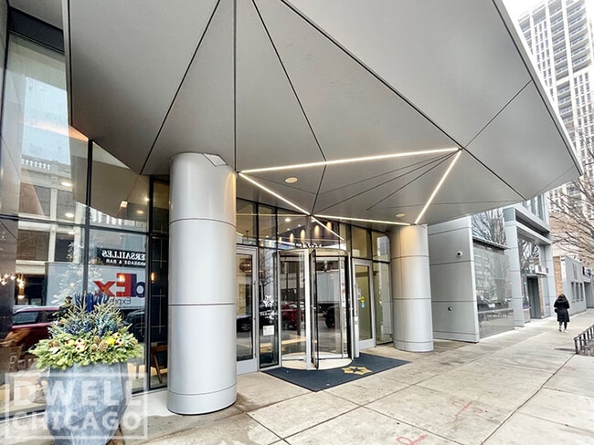 Photo - 1315 S Michigan Ave