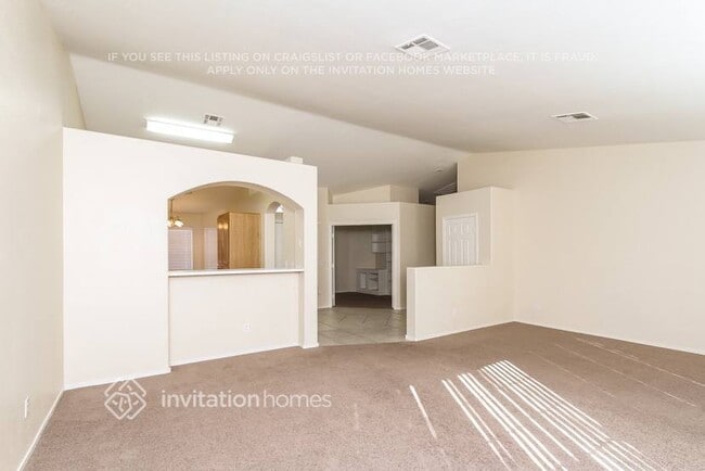 Photo - 923 Shadowfax Rd