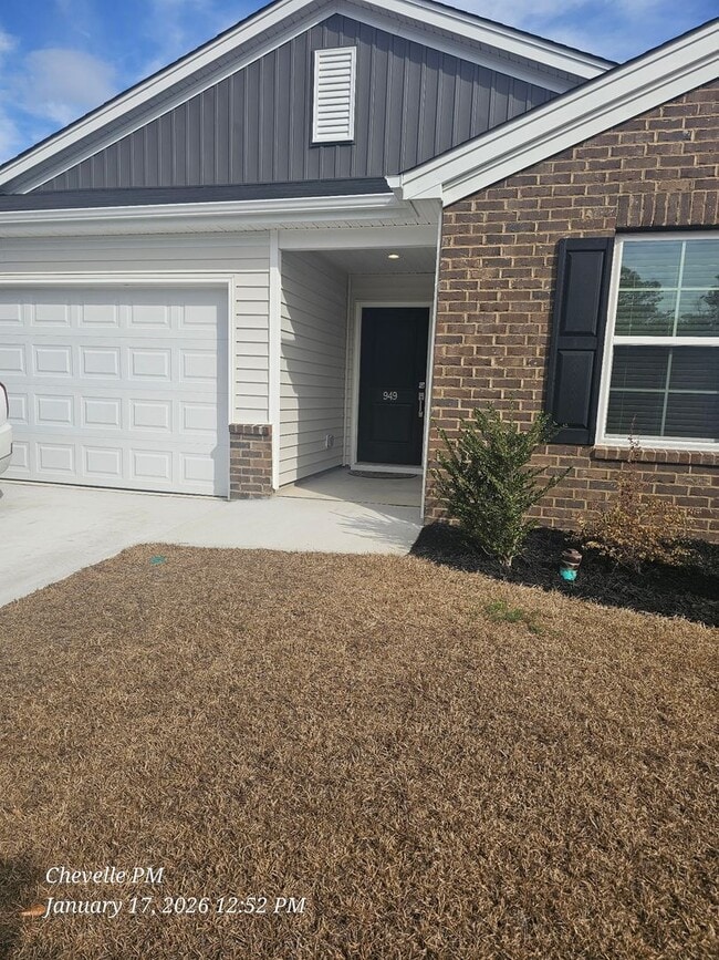 Photo - Brand New Gorgeous 3 bedroom 2 bath