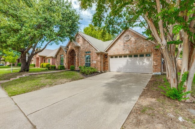 Photo - 8708 Falcon View Dr