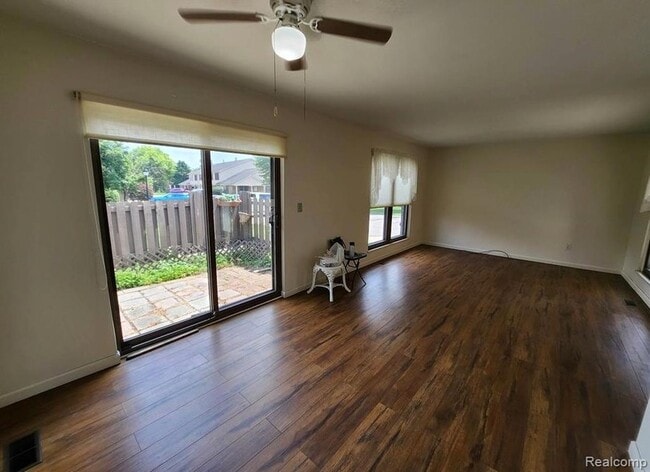 Photo - 31573 Green Meadow Ln Unidad 133